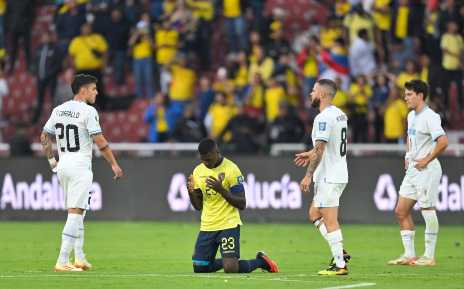 Ecuador lo dio vuelta y Bielsa perdió su primer partido en Uruguay