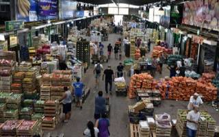 Conflicto en el Mercado Regional: "Peleamos para que el consumidor tenga productos frescos y lo más baratos posible"