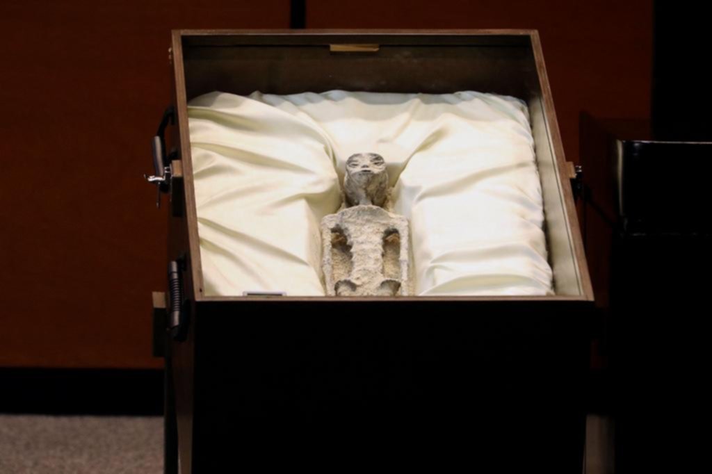 Asombro mundial: qué se sabe de los cuerpos de supuestos extraterrestres en México