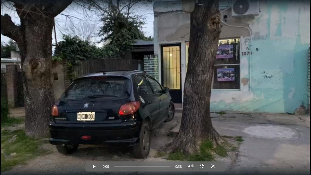 Sigue el escándalo: en busca de más tarjetas, allanaron la casa de Julio “Chocolate” Rigau en La Plata