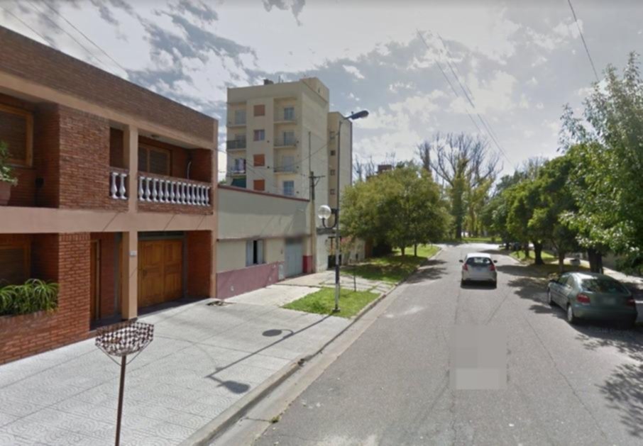 Festejaba su cumple en su casa y dos ladrones le hicieron pasar un infierno