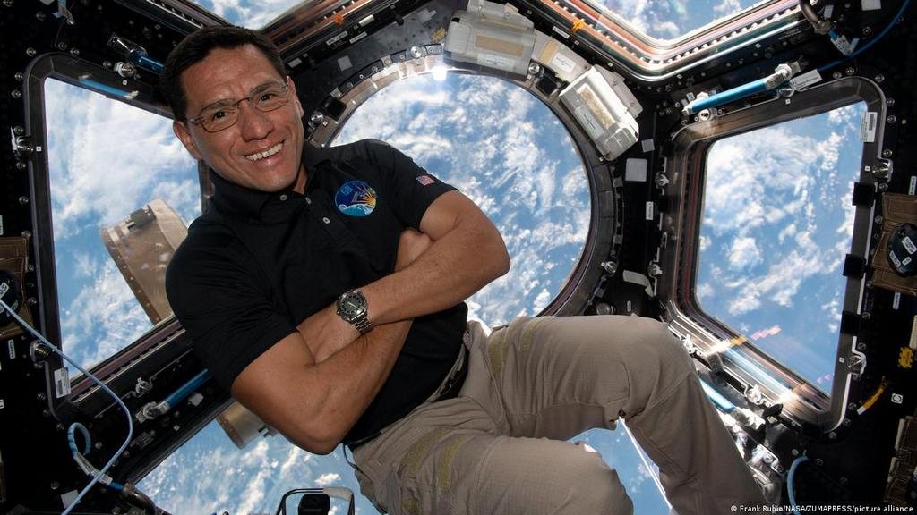 El astronauta que logró récord de permanencia en el espacio