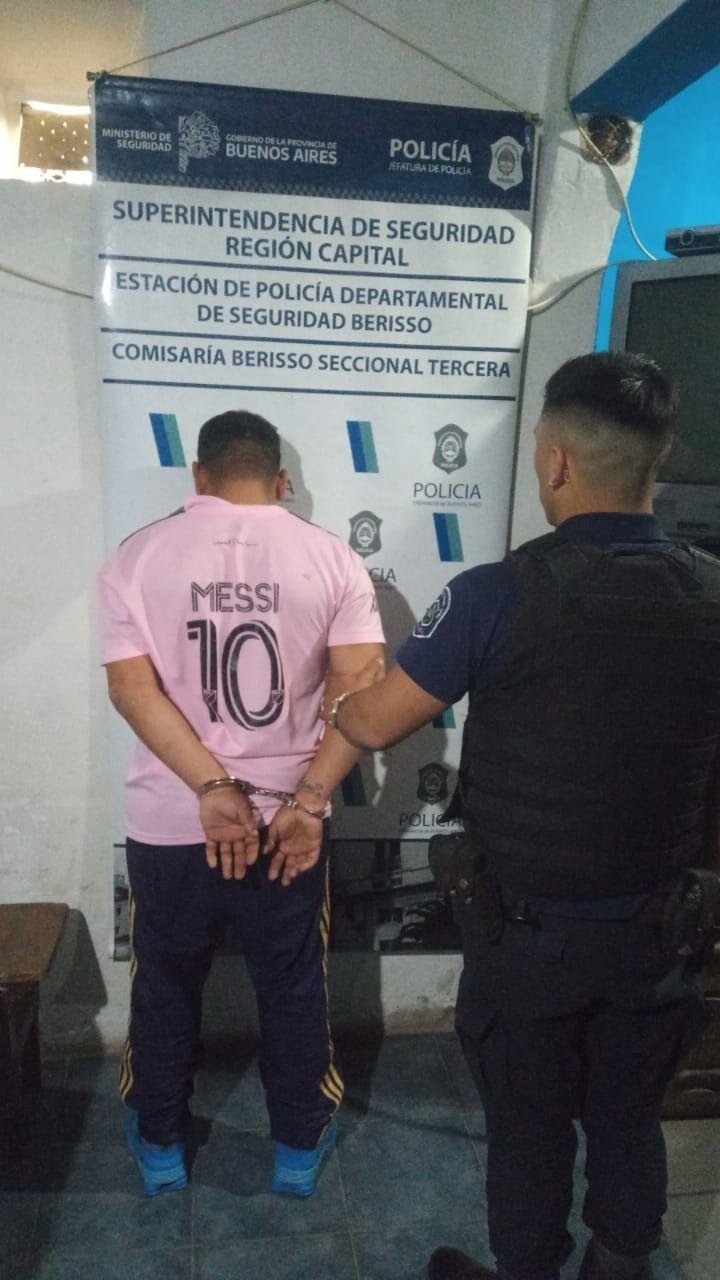 Con la de Messi, intentó robar una moto