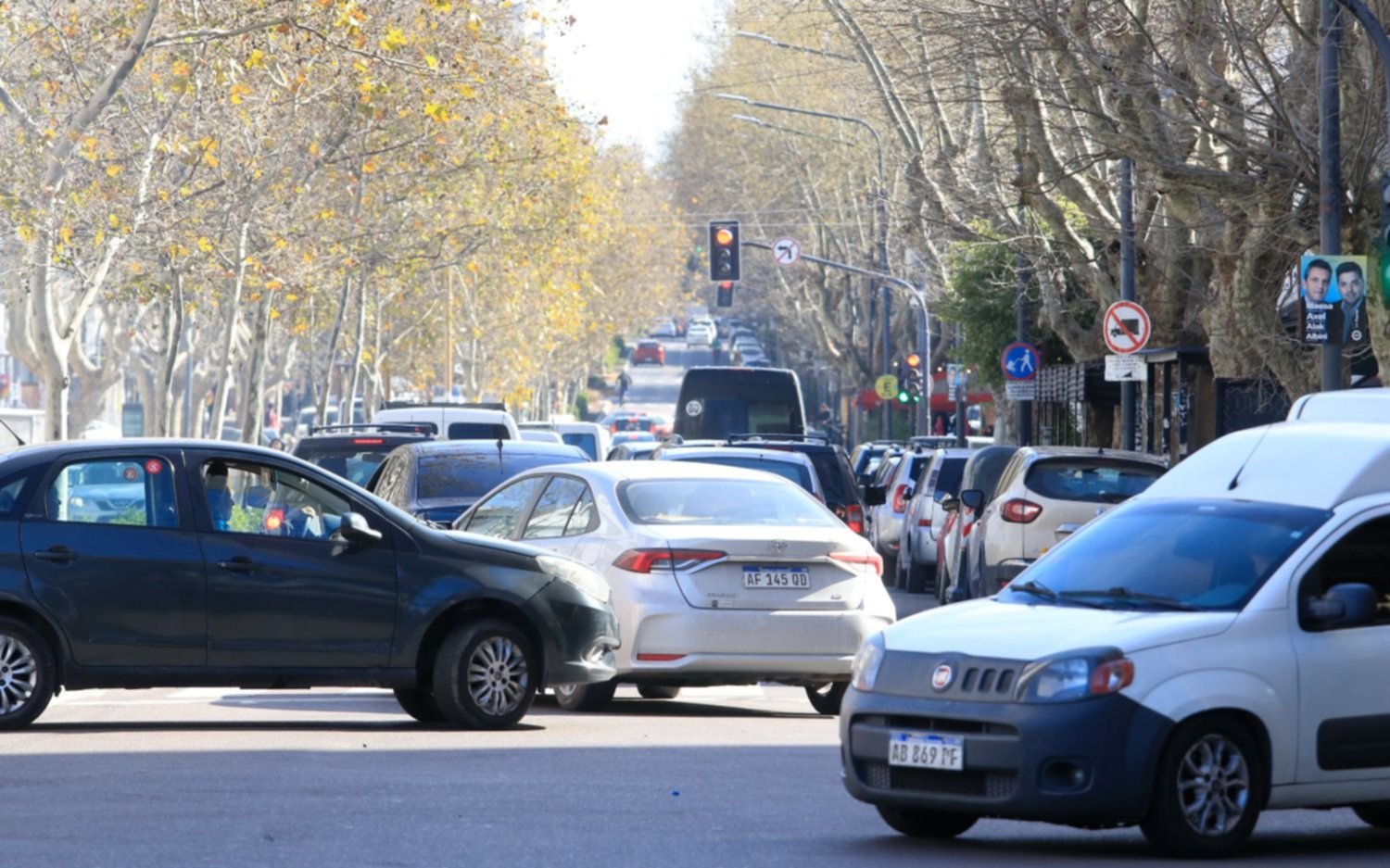 Lunes de caos de tránsito en La Plata: uno por uno, los cortes y desvíos