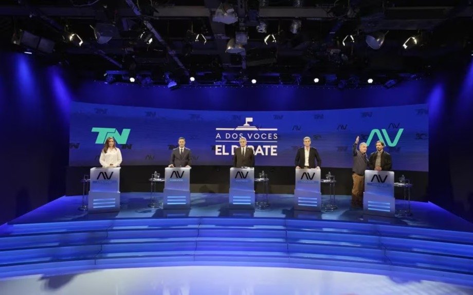 Elecciones 2023: los candidatos a vicepresidente se cruzan en el primer debate