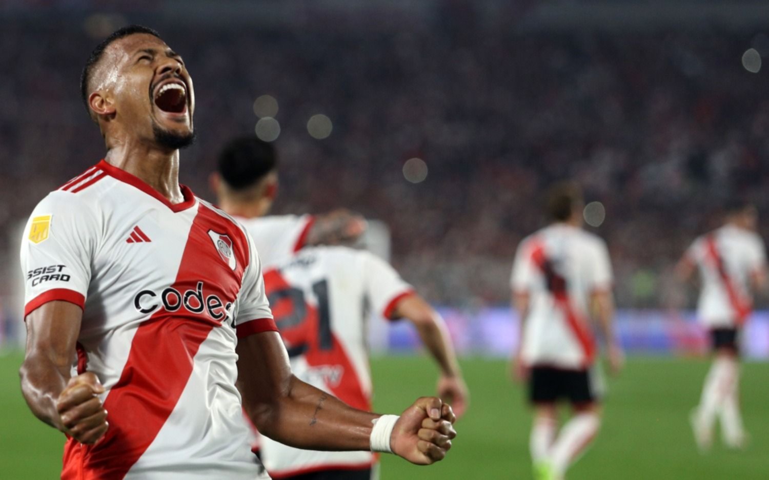 Sobre el final, River le ganó 1 a 0 a Atlético Tucumán en el Monumental
