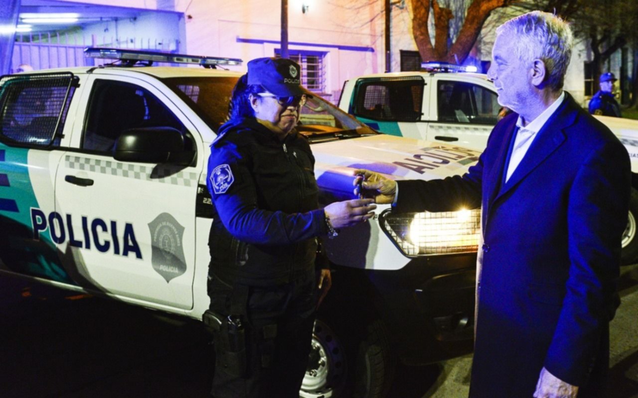 Julio Alak participó de la entrega de patrulleros en La Plata