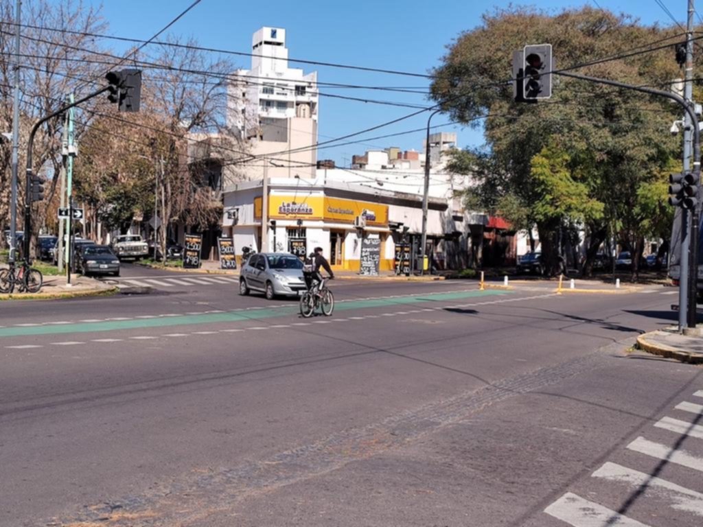 Complicaciones de tránsito por falla de semáforos