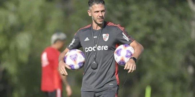 Demichelis sigue deshojando la margarita