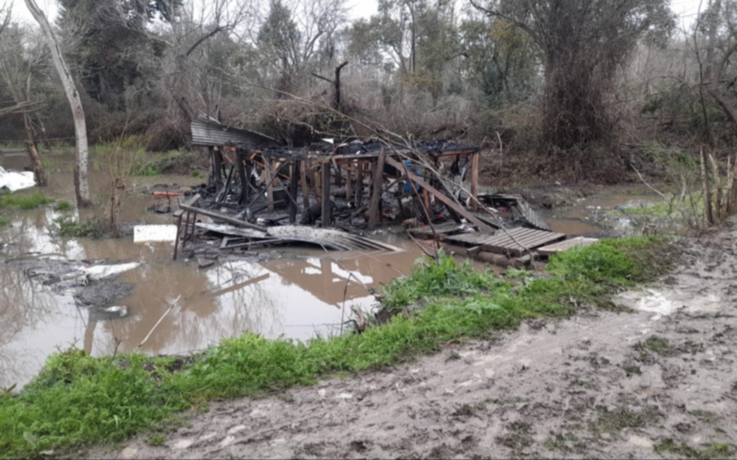 Incendio y rescate en Punta Lara: cómo están los cuatro menores que quedaron atrapados