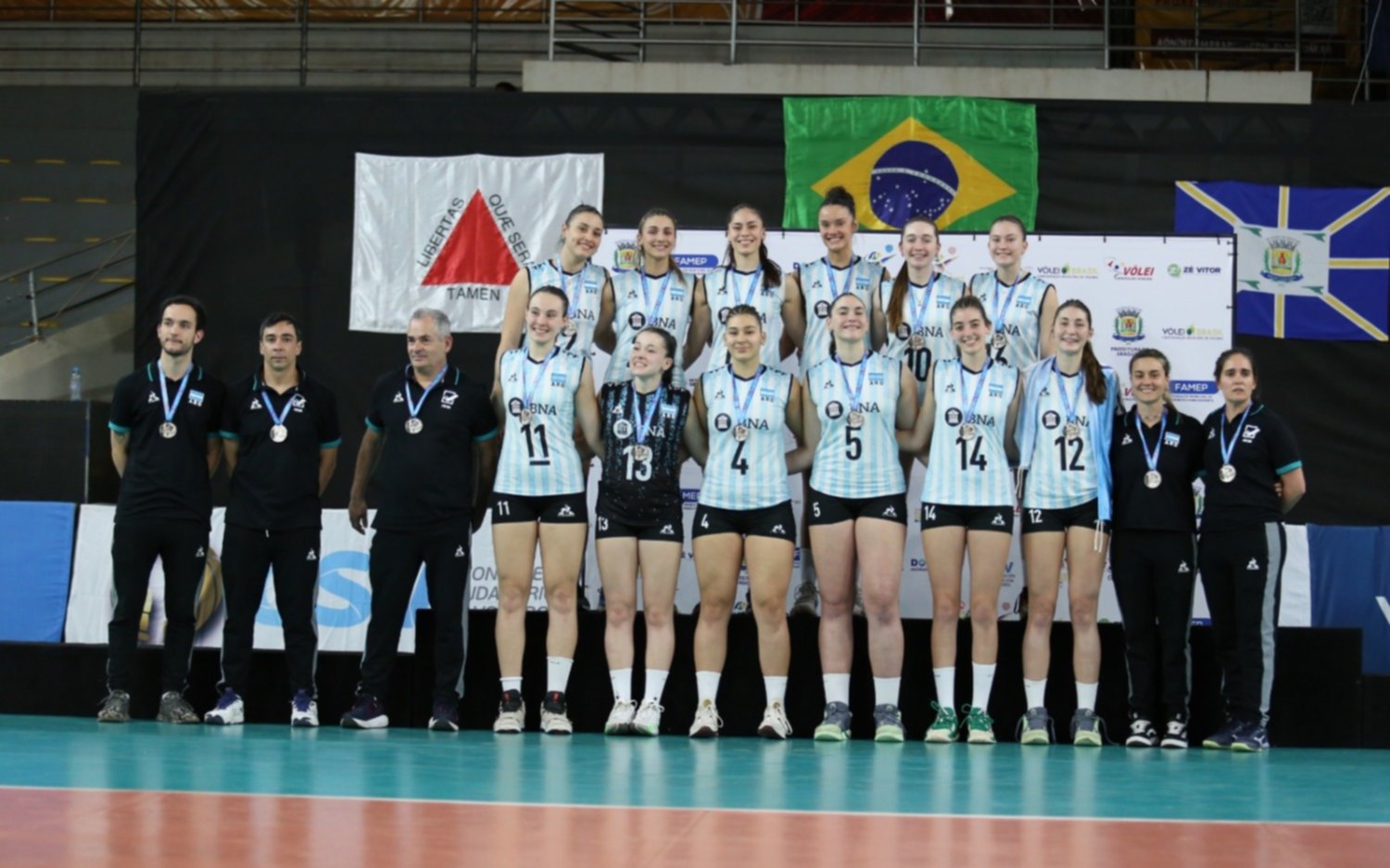 Con la platense Justina Fortes: Las Panteritas consiguieron la medalla de plata y clasificaron al Mundial de Vóley
