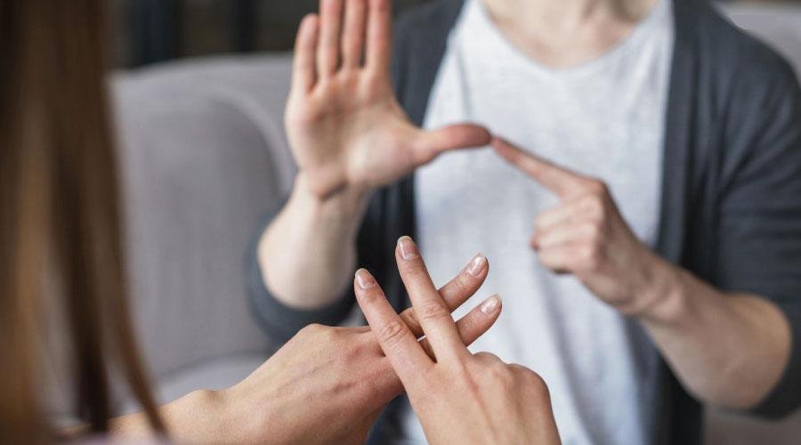 Una inédita habilitación judicial para traductores