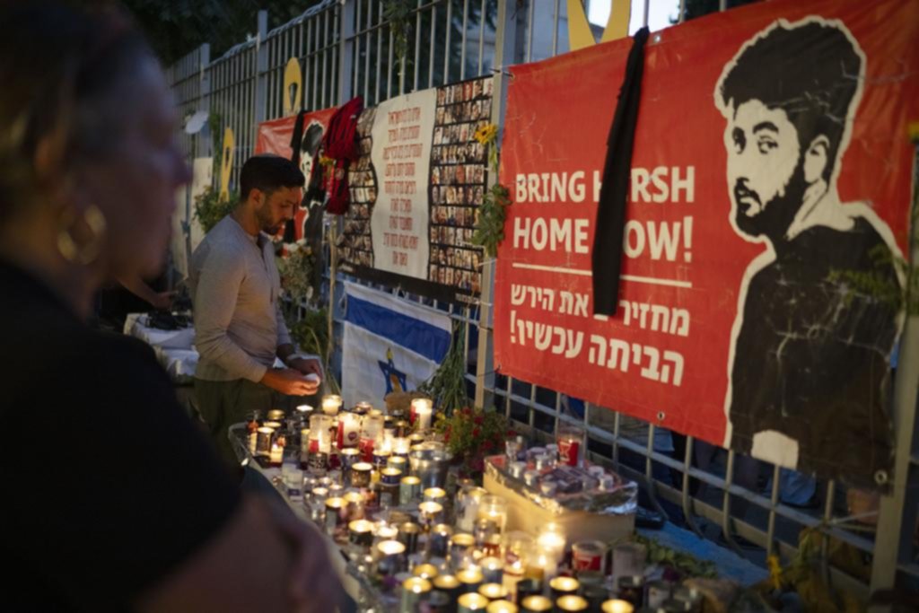 Más muertes y protestas Israel recuperó otros seis cuerpos