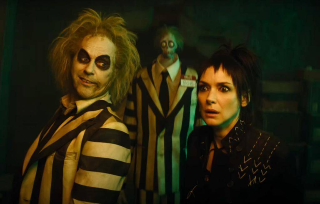 “Beetlejuice 2”: el regreso del mohoso fantasma es la vuelta del viejo Tim Burton