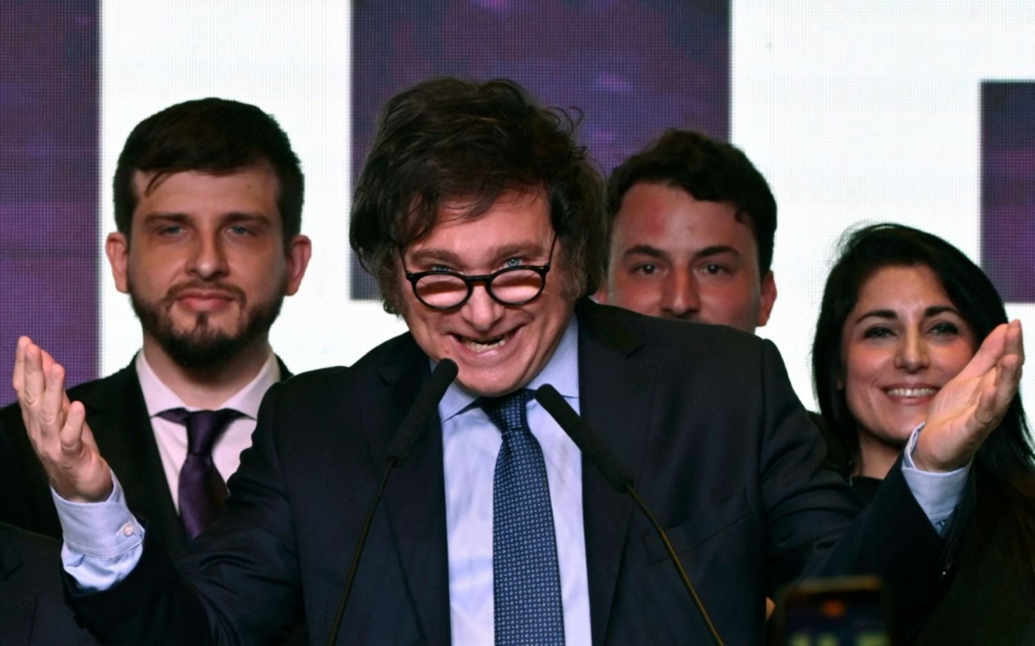 Jubilados de Anses: el Gobierno pagará un bono de $70.000 en septiembre y vetó la ley de movilidad
