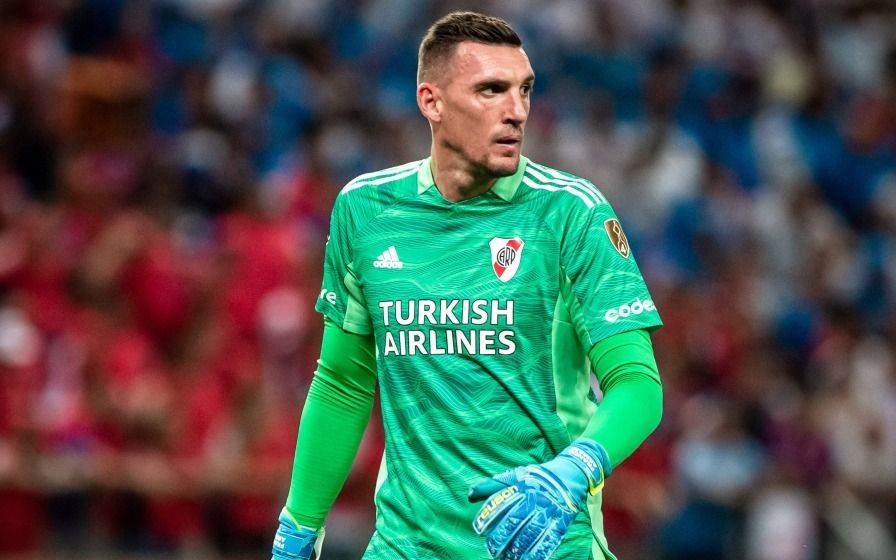 Armani anunció su retiro de la Selección