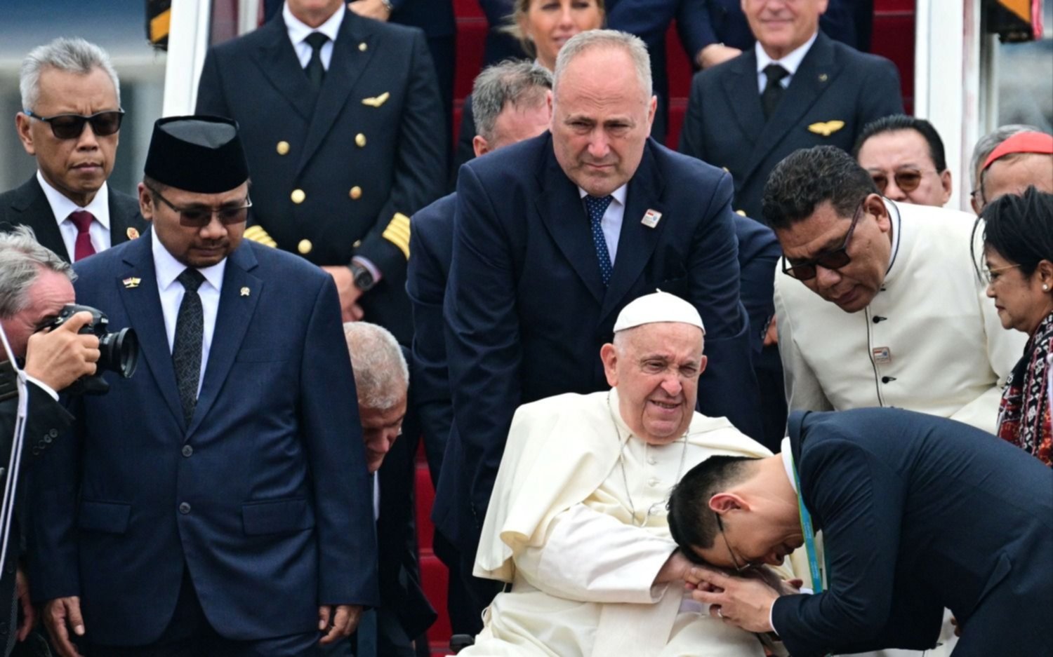 Francisco inició por Asia y Oceanía la gira más larga de todas las que realizó