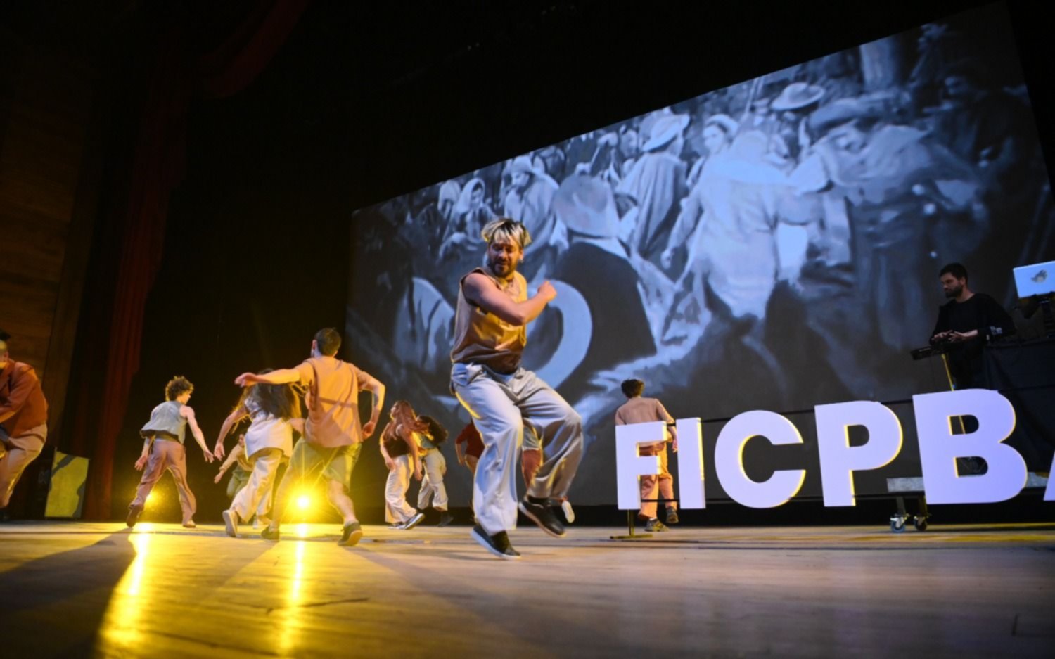 En el Teatro Argentino de La Plata, comenzó la 2° edición del Festival Internacional de Cine de la Provincia 