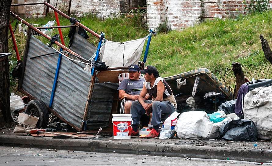 Más de la mitad de los argentinos son pobres y la indigencia crece