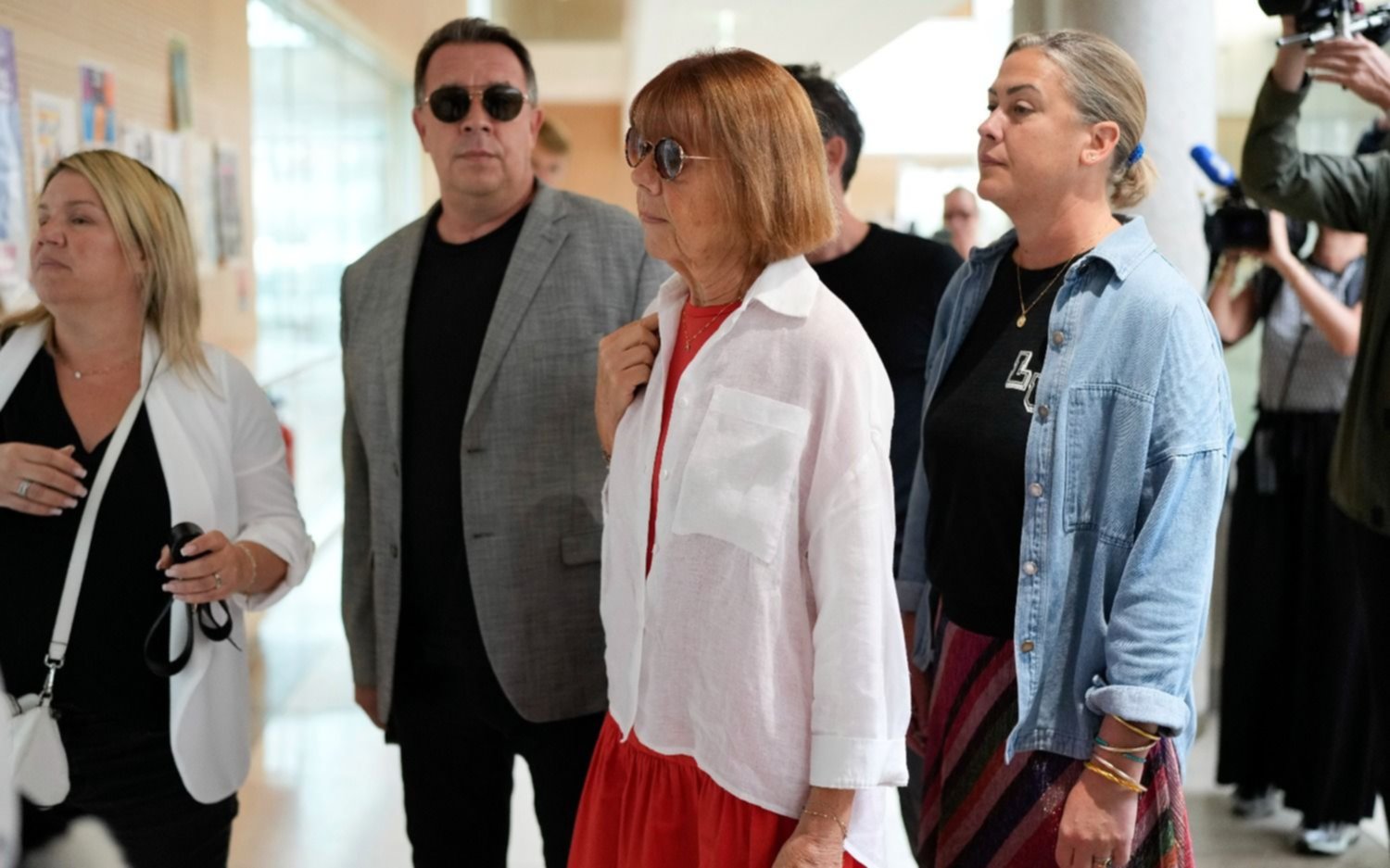 Macabro testimonio de la mujer drogada y violada por su marido y otros 50 hombres durante casi 10 años