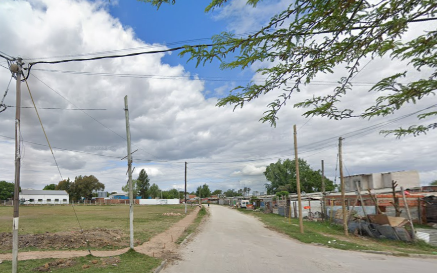 Berisso: una pareja asaltó a un taxista, lo golpeó y terminó internado