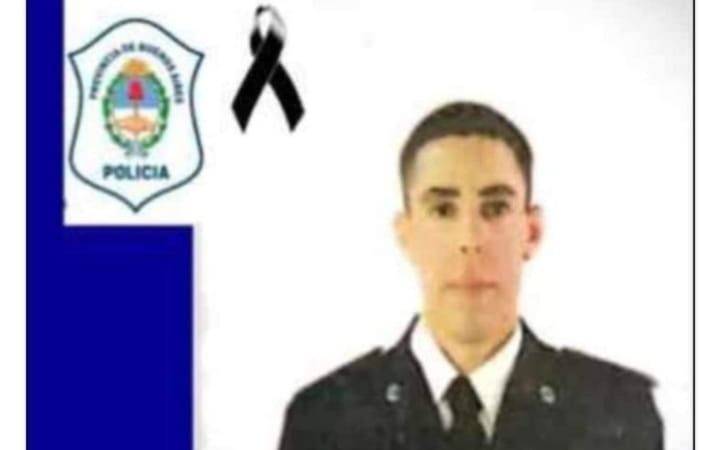 Quién era el policía que murió tras recibir una patada en la espalda: dolor y dudas de la familia