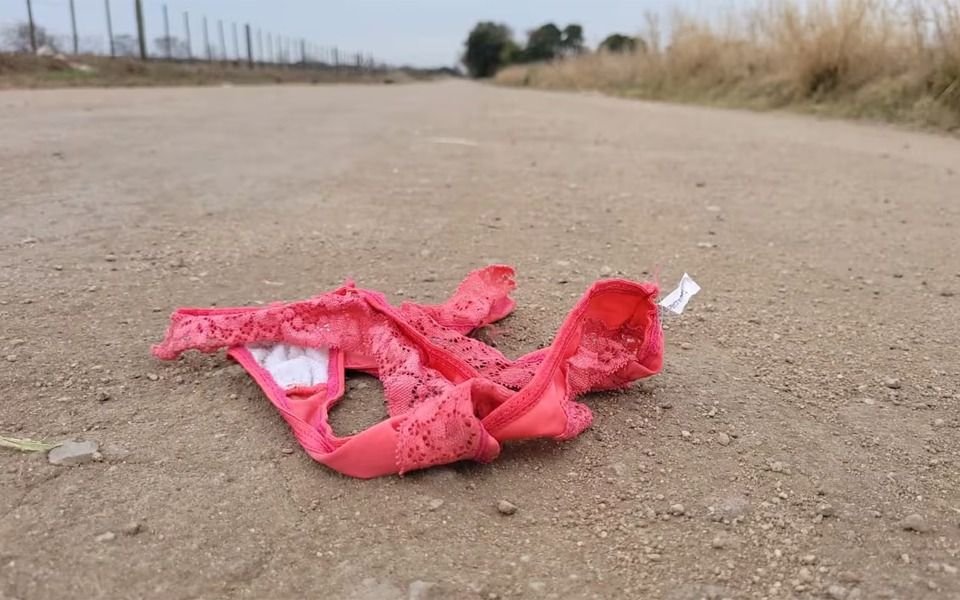 "¡Cuidado, cuidado, cuidado con la bombachita!"