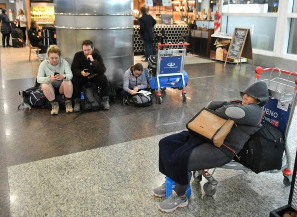 Cancelaron 183 vuelos de Aerolíneas por la protesta