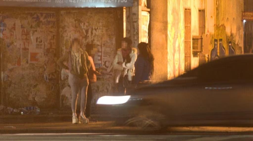 Grave denuncia en La Plata: se prostituyen por droga y “no pasa nada”
