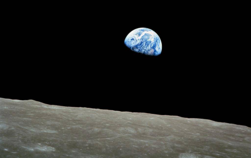 La Luna se aleja de la Tierra: terminaría por quedar fuera de la vista