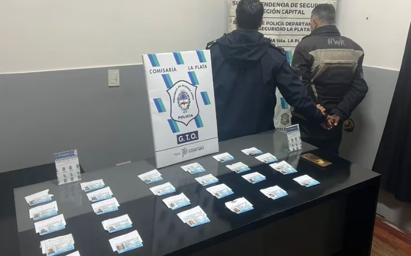 Desmantelan red de falsificación de licencias de conducir en Quilmes