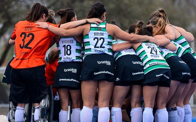 Dura caída de Santa Bárbara, en hockey femenino