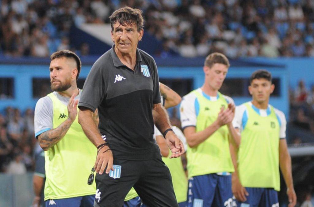 Costas mete mano en el equipo para otra “final”
