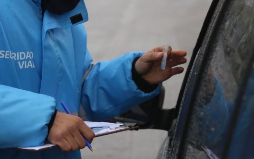 Los "sacamultas": investigan presunta red que se dedicaba a "eliminar" infracciones de tránsito en Provincia