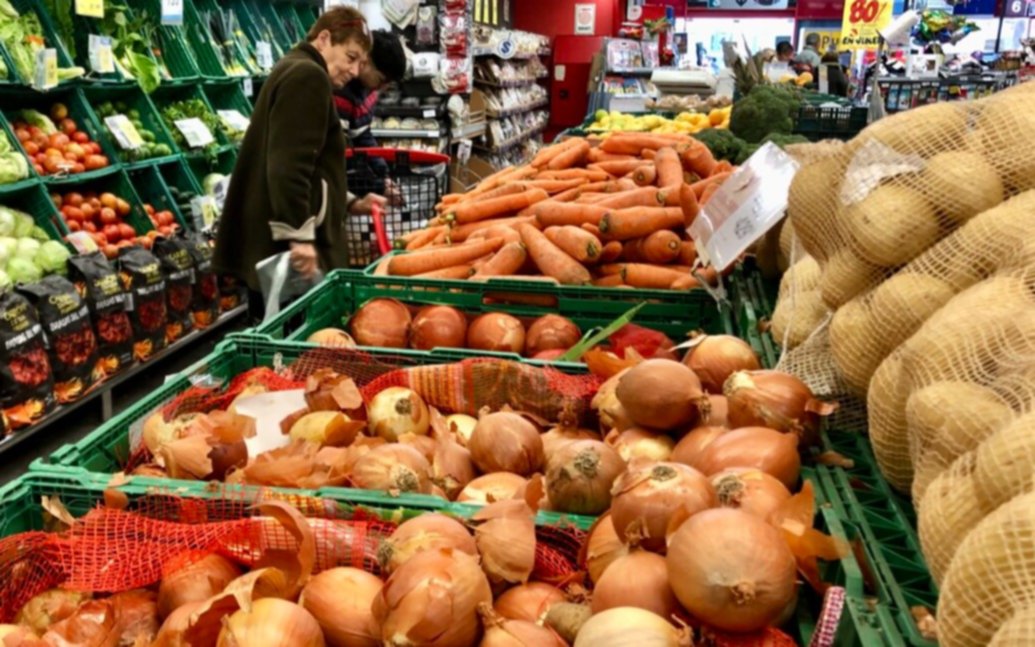 En La Plata la canasta alimentaria subió 2,9% en agosto, según un informe: lo que más aumentó