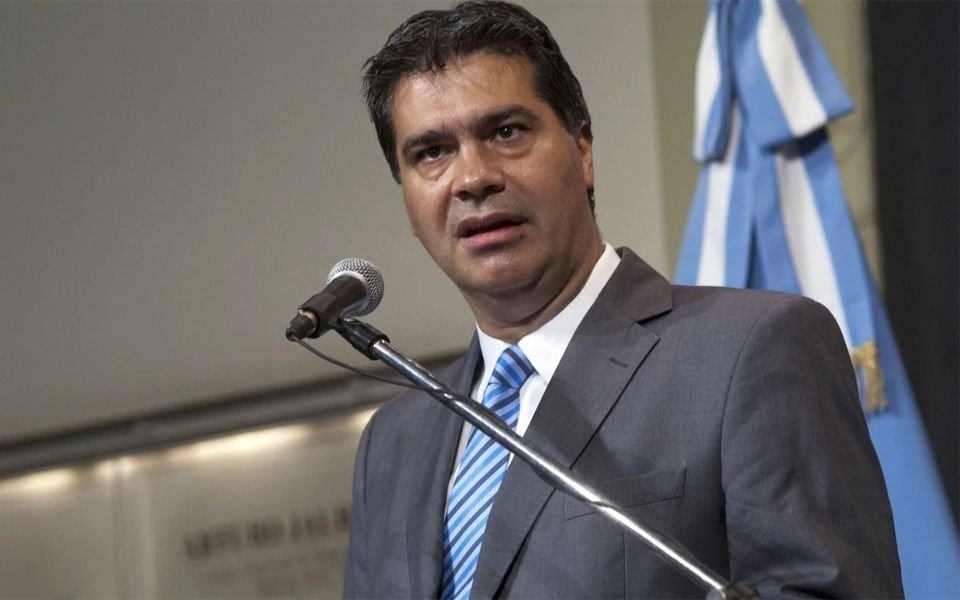 Pedidos de informes por un cargo de Capitanich
