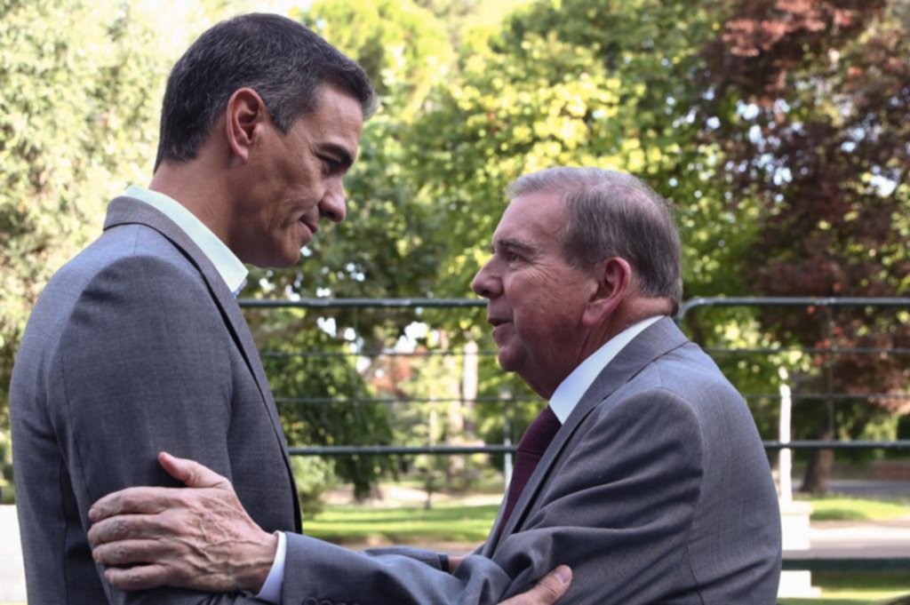 Sánchez recibió a Edmundo González Urrutia en Madrid