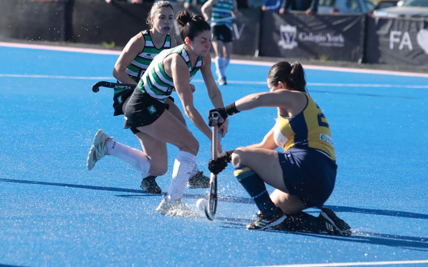Tras la goleada, un retroceso para Santa en hockey femenino
