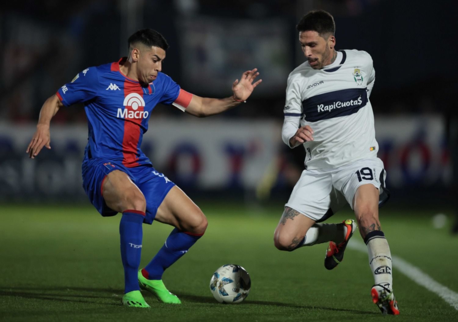 Gimnasia vs Tigre.- El Lobo se quedó en el segundo tiempo y se conformó con el empate 1 a 1 ante el Matador