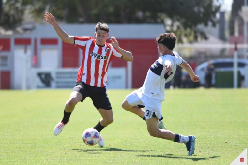 Claro dominio Pincha en el clásico de juveniles