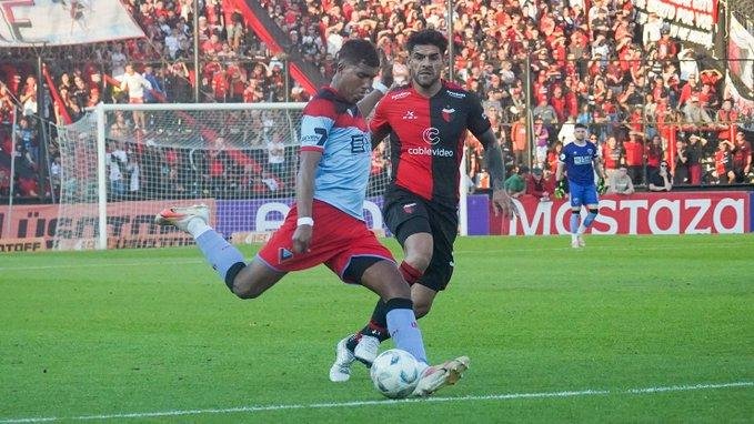 Colón sin rumbo: perdió de local ante Brown de Adrogué