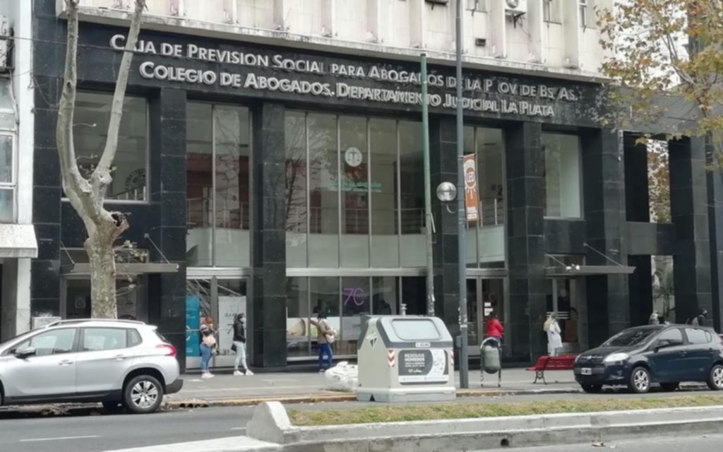 Revuelo entre abogados por la suba del 200% en aportes jubilatorios