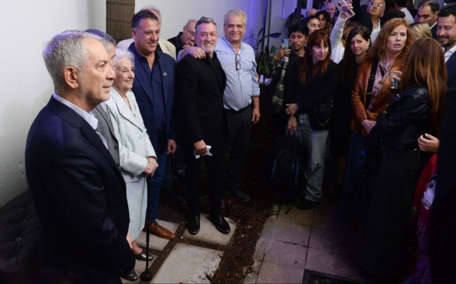 Alak inauguró el Patio de la Memoria y los Artistas en el Coliseo Podestá