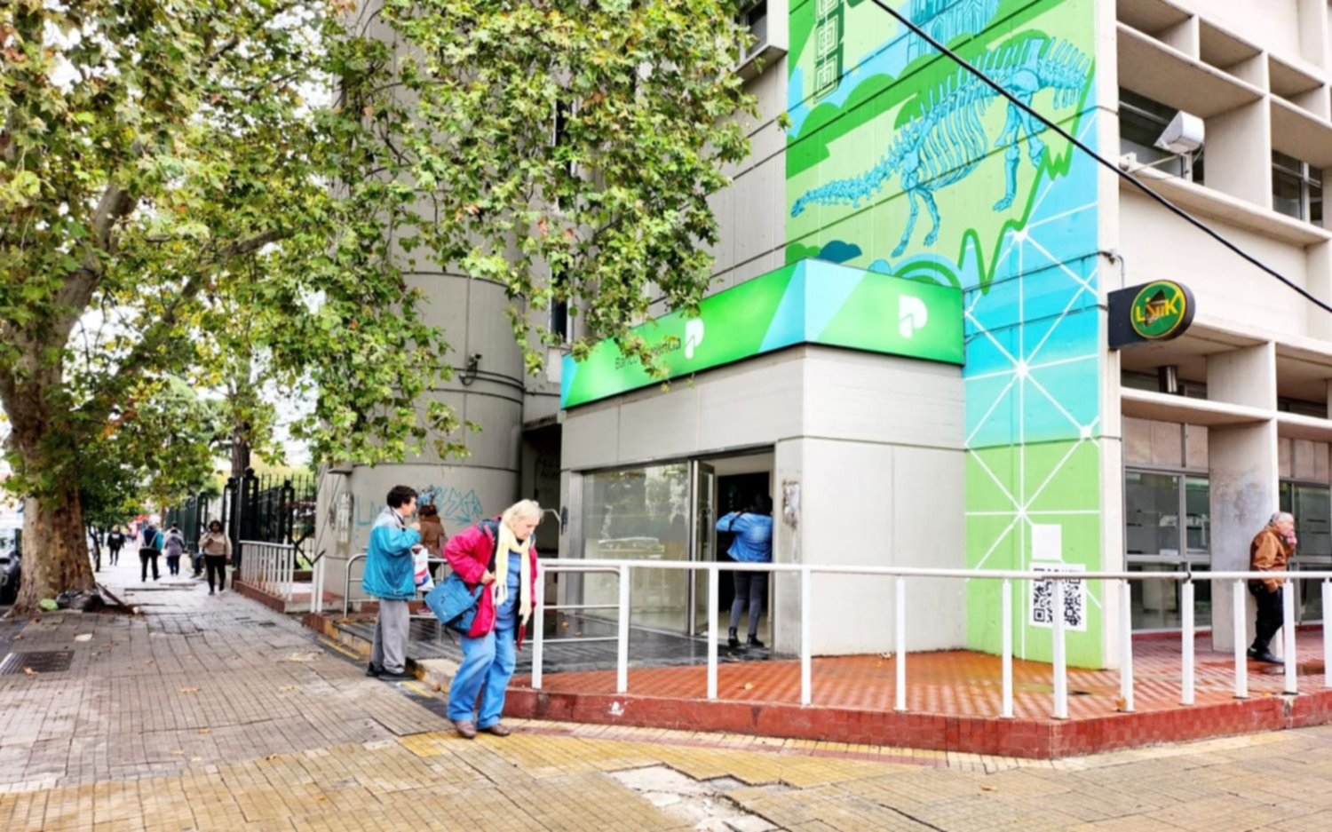 Banco Provincia presentó créditos para jubilados y pensionados con tasas desde el 33%: cómo solicitarlo y requisitos