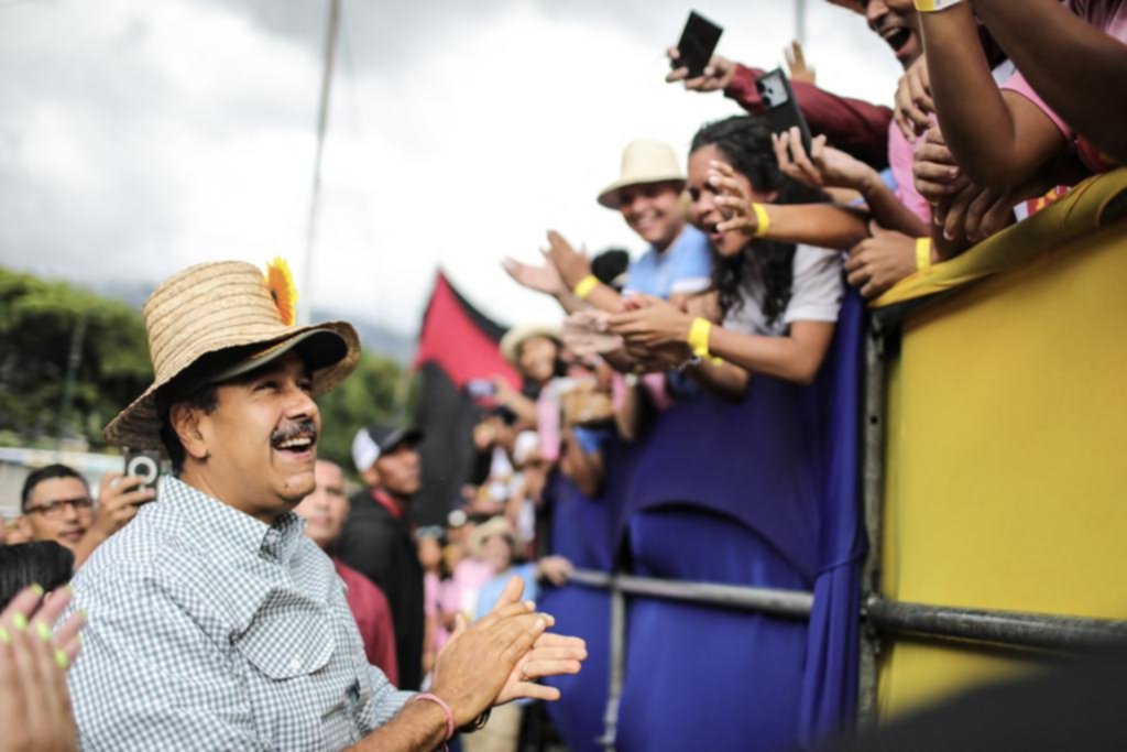 Piden detener a Maduro: violación de los derechos humanos