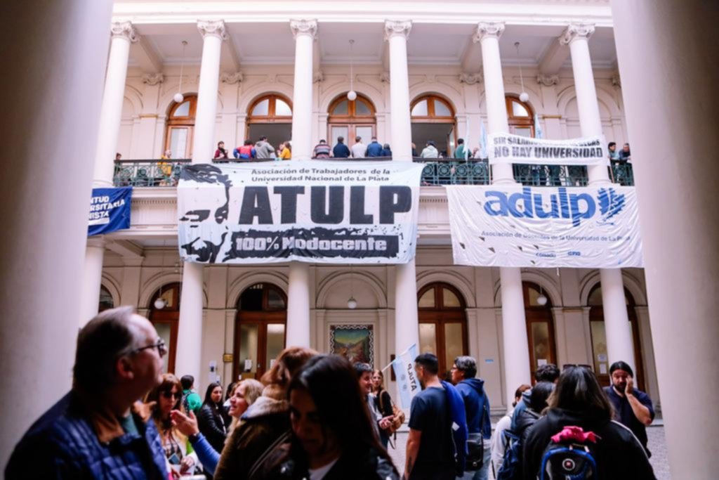 En la UNLP aprobaron por unanimidad la emergencia universitaria