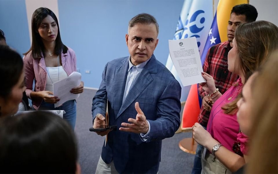 El fiscal general de Venezuela pedirá el arresto de Javier Milei, Karina Milei y Patricia Bullrich