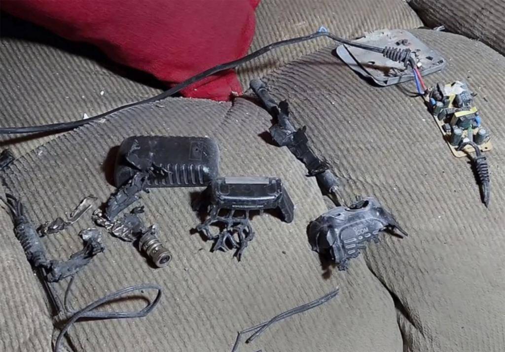 Otro golpe a Hezbolá: fatal explosión de walkie-talkies