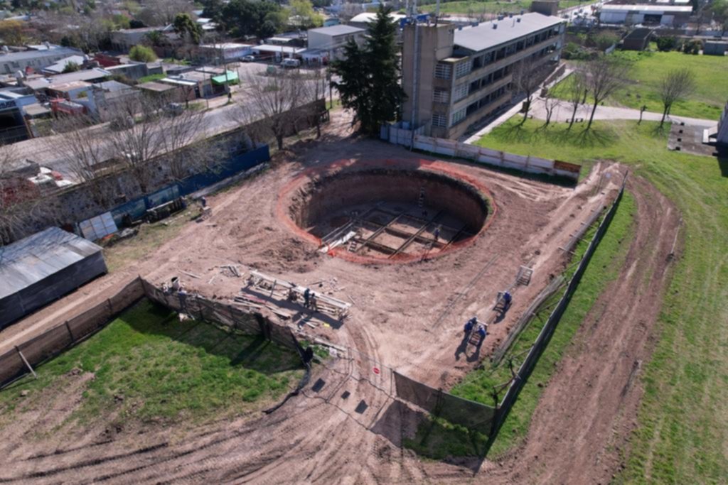 Comenzó la construcción del nuevo osario del Cementerio municipal