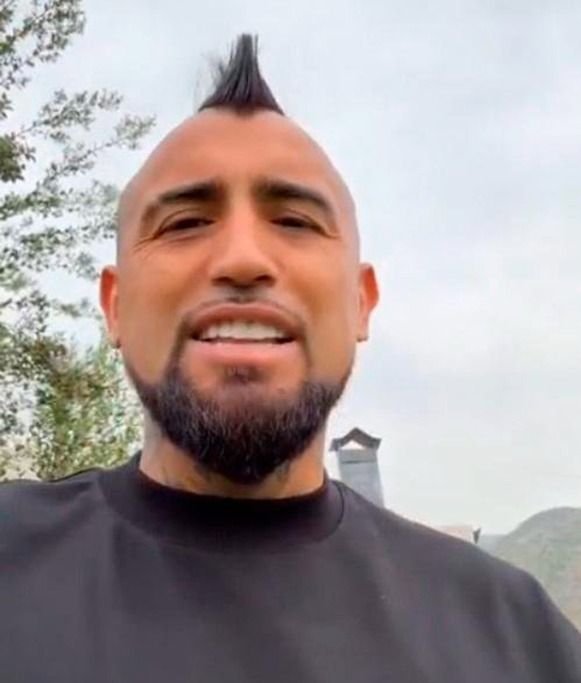 Entre la queja del presi y la chicana de Arturo Vidal